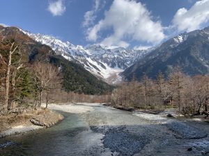 営業開始の準備で上高地へ移動しました