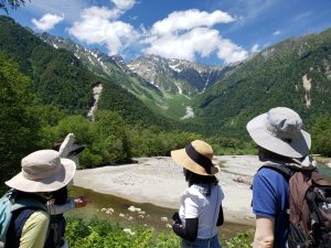 いつでも参加OK！上高地を満喫できるネイチャーガイドツアー